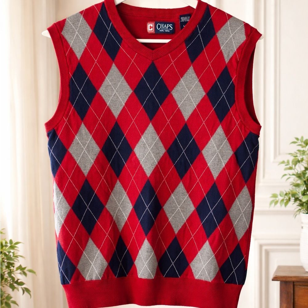 Chaps Argyle Sweater Vest Men’s Large Red Navy - Picture 2 of 6